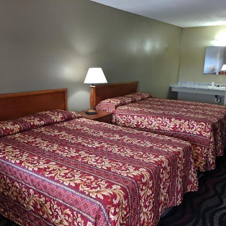 Key West Inn - Hobart เมอร์ริลวิลล์ ภายนอก รูปภาพ